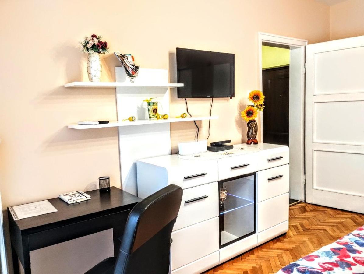 Mimi'S Place/ Уют В Центъра На София Luaran gambar
